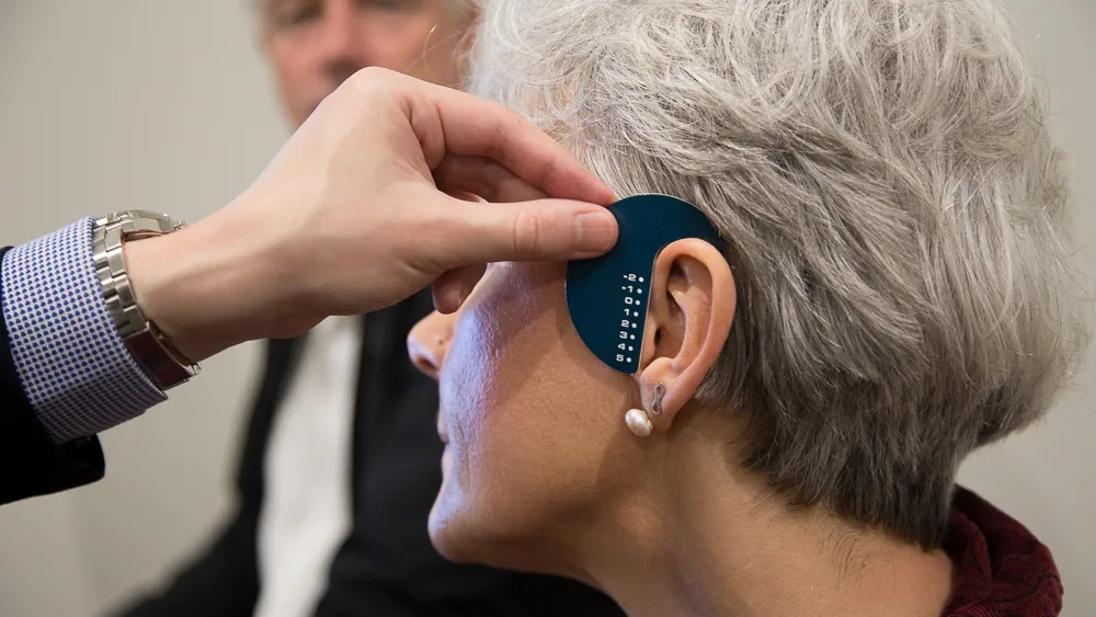 hearing-aids-measuring-16x9